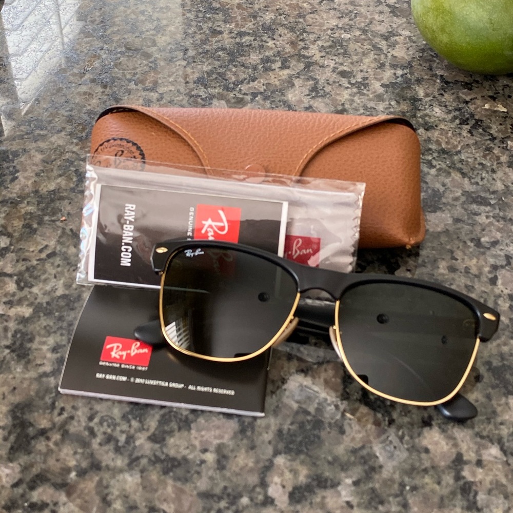 BRAND NEW: Oversized Clubmaster Ray Bans
